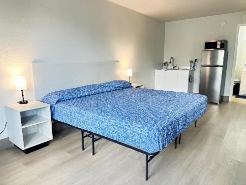 Stayable Suites Lakeland - image 5