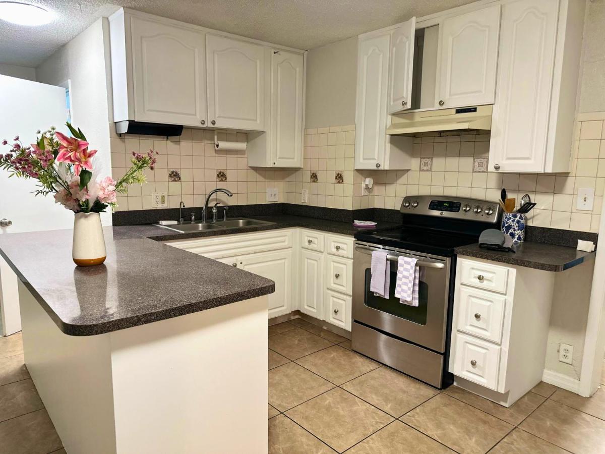 Stayable Suites Lakeland - image 7