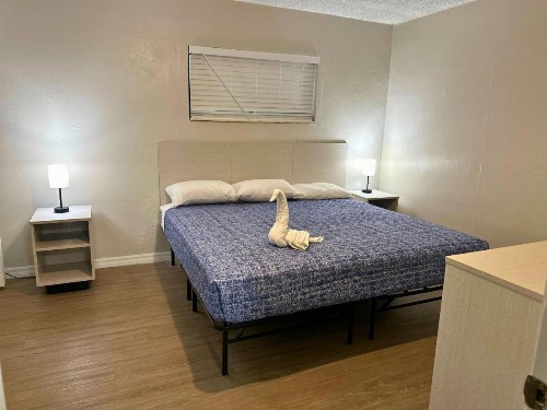 Stayable Suites Lakeland - image 9