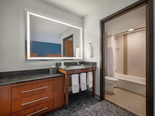 Hyatt Place Lakeland Center - image 25