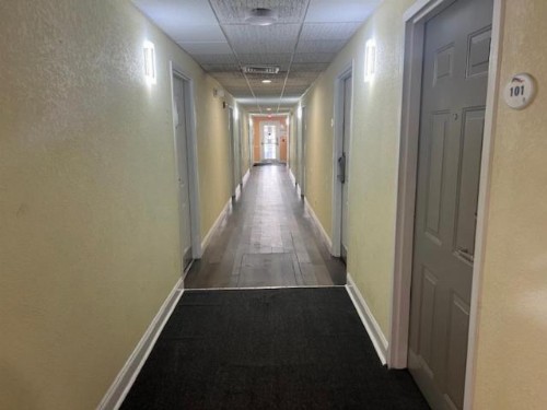 Baymont by Wyndham Lakeland - image 27