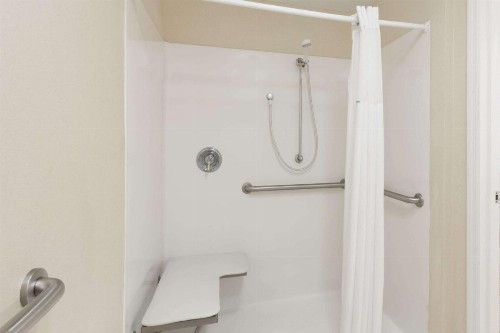 Baymont by Wyndham Lakeland - image 8