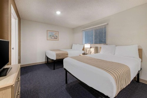 Suburban Extended Stay Hotel Lakeland North I-4 - image 16