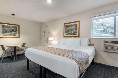 Suburban Extended Stay Hotel Lakeland North I-4 - image 5