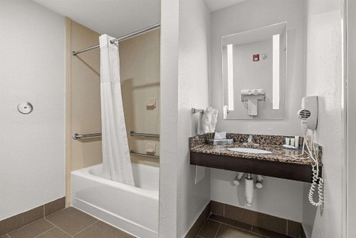 Sleep Inn & Suites Lakeland I-4 - image 21