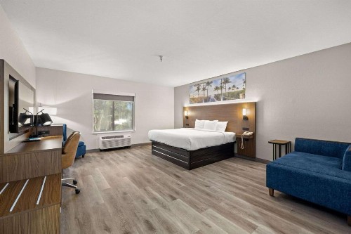 Sleep Inn & Suites Lakeland I-4 - image 22