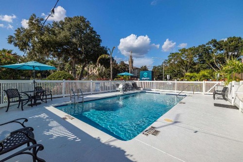 Sleep Inn & Suites Lakeland I-4 - image 28