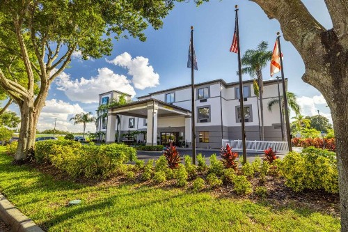 Sleep Inn & Suites Lakeland I-4 - image 5