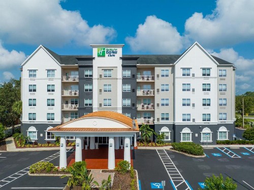 Holiday Inn Express & Suites Lakeland North I-4 an IHG Hotel - image 17