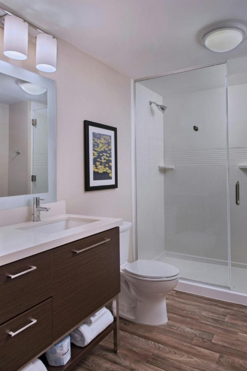 TownePlace Suites by Marriott Lakeland - image 19