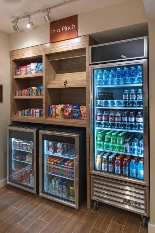 TownePlace Suites by Marriott Lakeland - image 2
