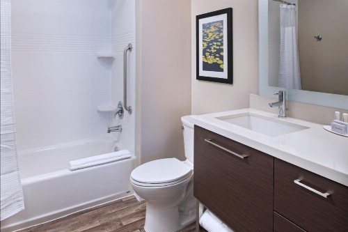 TownePlace Suites by Marriott Lakeland - image 26