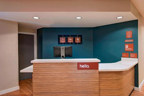 TownePlace Suites by Marriott Lakeland - image 7