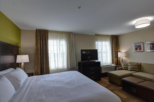 Staybridge Suites - Lakeland West an IHG Hotel - image 7