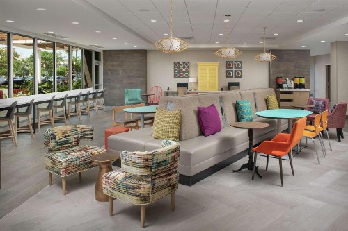 Home2 Suites By Hilton Lakeland - image 5