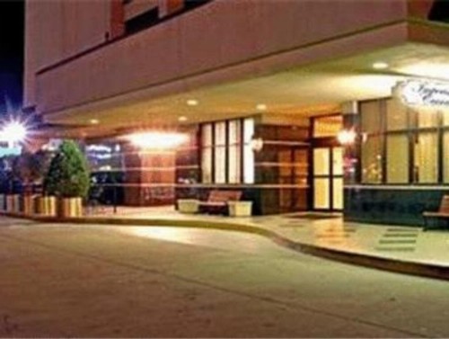 Imperial Swan Hotel and Suites Lakeland