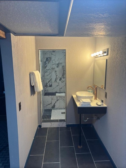 Rodeway Inn Cow Palace - image 40