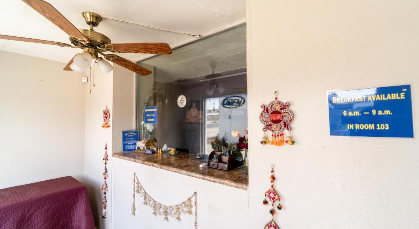 Westerner Motel - image 7