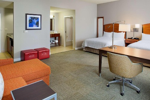 Hampton Inn & Suites Lancaster - image 15