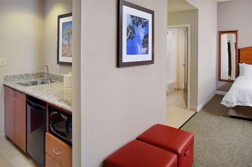 Hampton Inn & Suites Lancaster - image 21