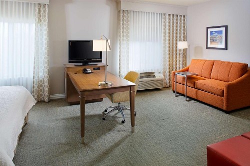 Hampton Inn & Suites Lancaster - image 28