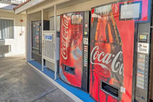 Motel 6-Lancaster CA - image 23