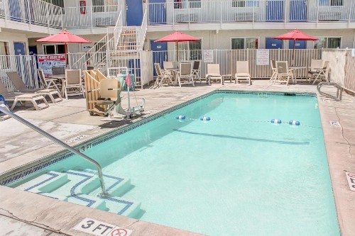 Motel 6-Lancaster CA - image 25