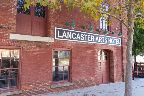 Lancaster Arts Hotel - image 30