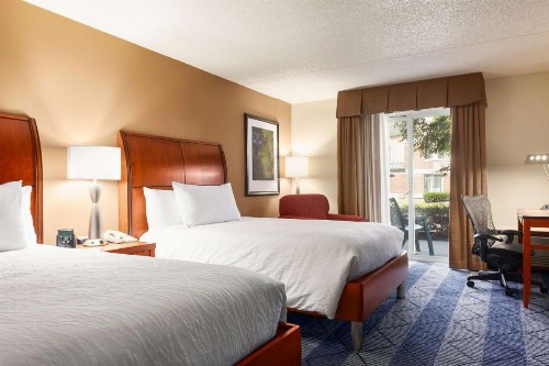 Hilton Garden Inn Lancaster - image 27