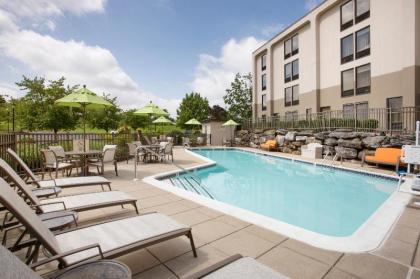 Hampton Inn Lancaster - image 15