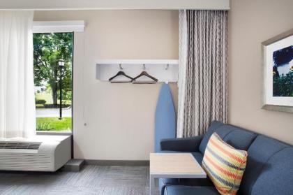 Hampton Inn Lancaster - image 11