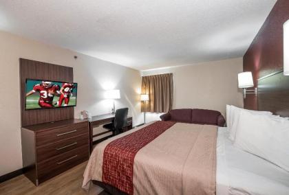Red Roof Inn Lancaster - image 8