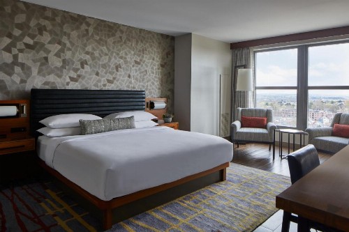 Lancaster Marriott at Penn Square - image 38