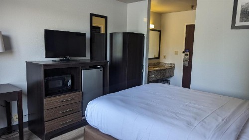 Quality Inn Lancaster - image 19
