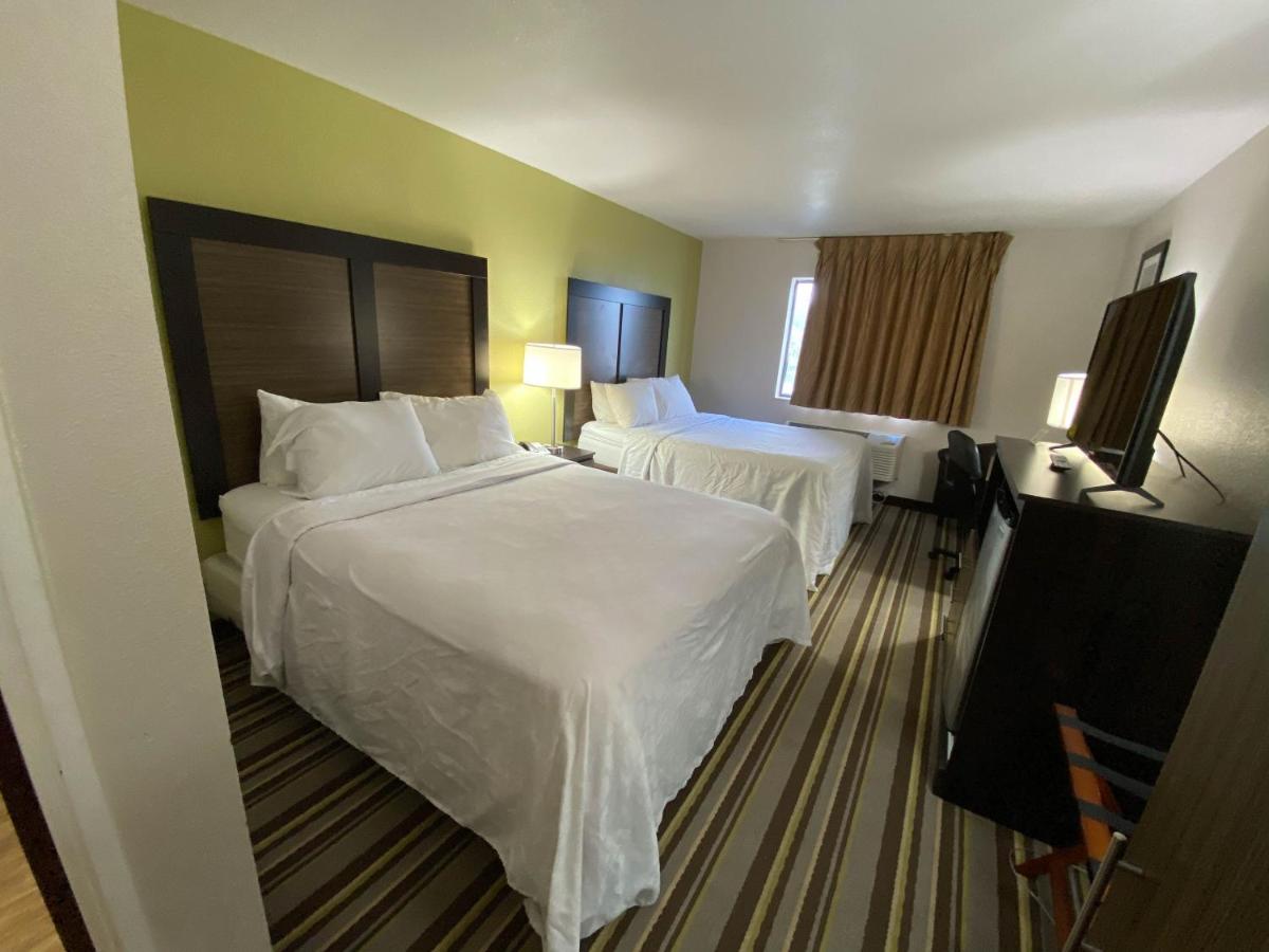 Quality Inn Lancaster - image 2