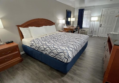 America's Best Value Inn Lancaster - image 7