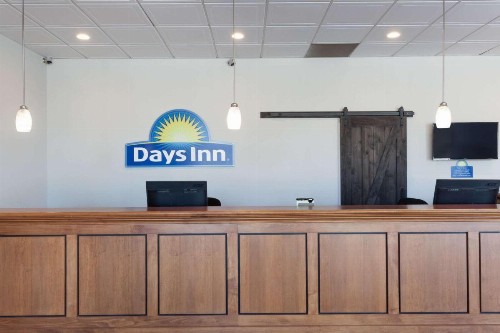 Days Inn & Suites by Wyndham Lancaster Amish Country - image 4