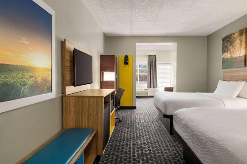 Days Inn & Suites by Wyndham Lancaster Amish Country - image 46