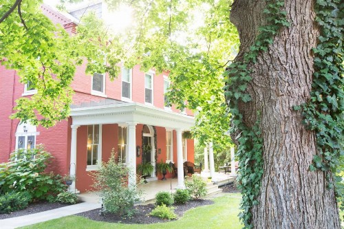 The Hollinger House - image 38