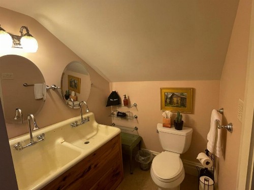 The Hollinger House - image 47