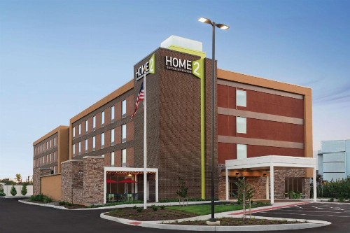 Home2 Suites By Hilton Lancaster - image 1