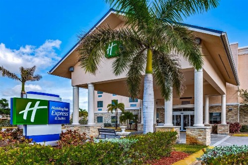 Holiday Inn Express & Suites Lantana - image 13