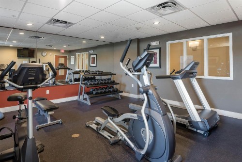 Holiday Inn Express & Suites Lantana - image 22
