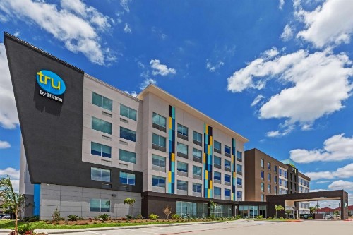 Tru By Hilton Laredo Airport Area Tx - image 2