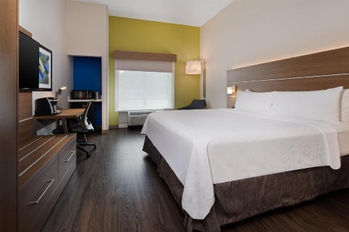 Holiday Inn Express Hotel & Suites Largo-Clearwater an IHG Hotel - image 33