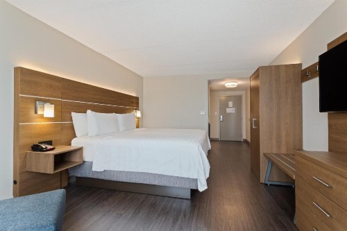 Holiday Inn Express Hotel & Suites Largo-Clearwater an IHG Hotel - image 38
