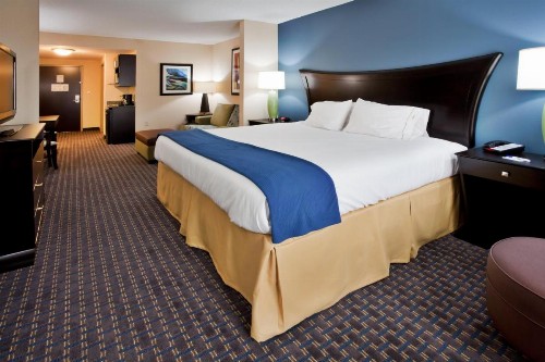 Holiday Inn Express Hotel & Suites Largo-Clearwater an IHG Hotel - image 6