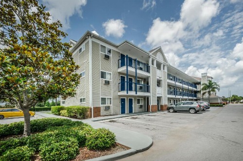 Tampa Bay Extended Stay Hotel - image 24