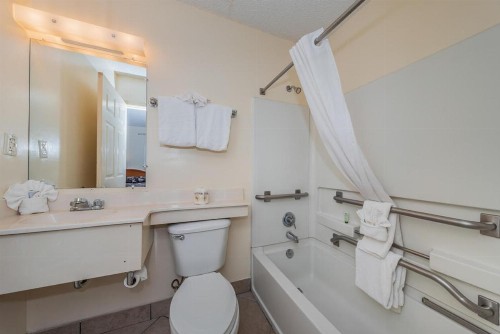 Tampa Bay Extended Stay Hotel - image 46