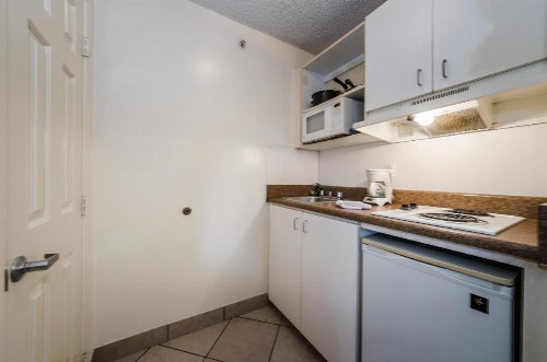 Tampa Bay Extended Stay Hotel - image 48